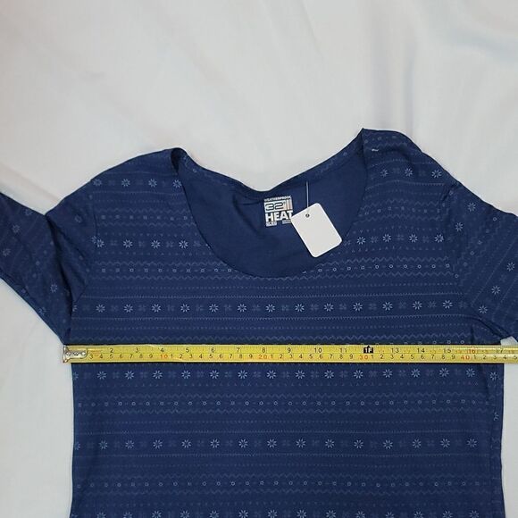 Woman's 32 Degrees Heat Shirt - Picture 5 of 7